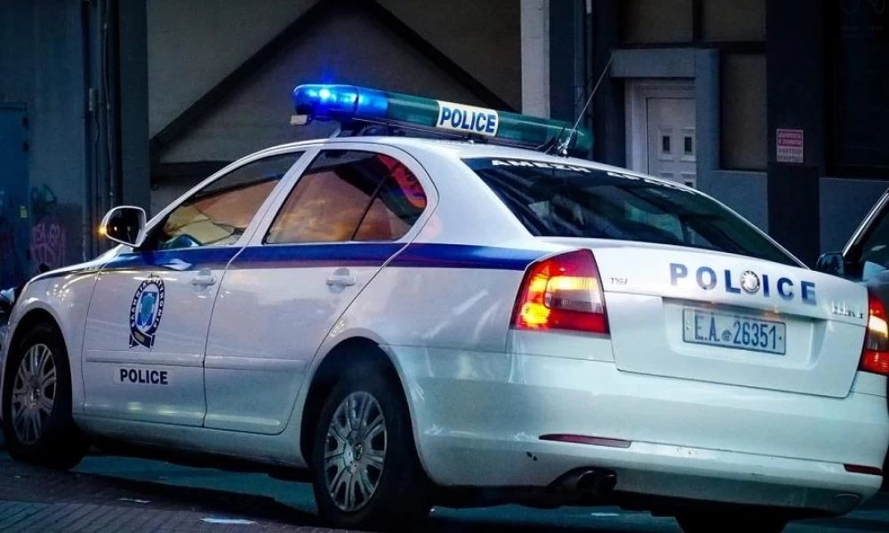 Θρίλερ στου Ζωγράφου: Kρατούσαν τον συγγενή τους νεκρό μέσα στο σπίτι